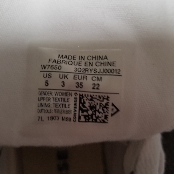 Shoes - Picture 4 of 4